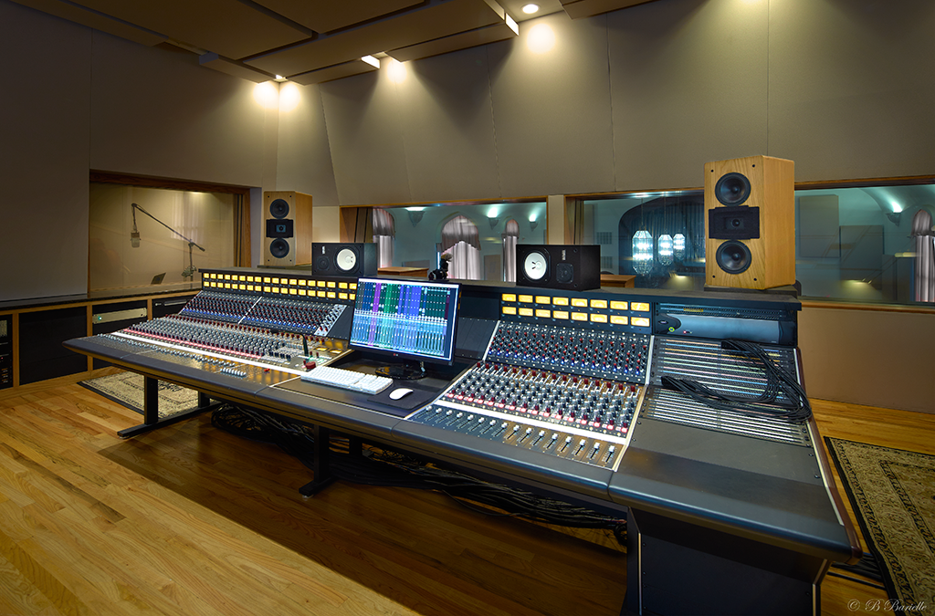 10 Best Recording Studios In New Orleans 2023: Unbiased Review - Omari MC